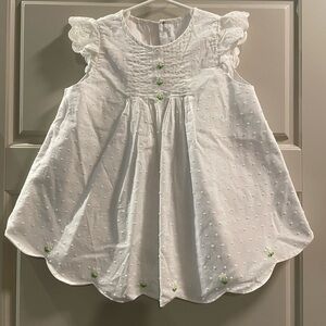 EUC! THE PROPER PEONY embroidered set. Size 4T.